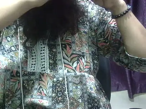 Snapshot of Your_cutiepie_ chatting on July 21, 2026, 7:15 pm Your cutiepie online show from July 21, 2026, 7:15 pm