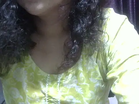 Snapshot of Your_cutiepie_ chatting on August 2, 2026, 5:21 pm Your cutiepie online show from August 2, 2026, 5:21 pm