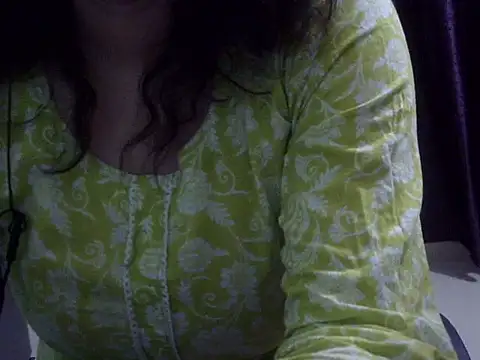 Snapshot of Your_cutiepie_ chatting on June 19, 2026, 2:34 pm Your cutiepie online show from June 19, 2026, 2:34 pm