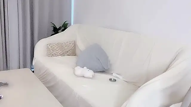 Snapshot of Moonccoi chatting on October 27, 2025, 4:02 am Moonccoi online show from October 27, 2025, 4:02 am