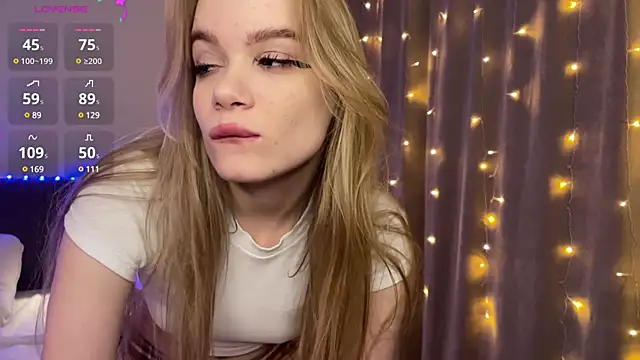 CrystaIMaiden online show from March 1, 2025, 5:16 pm