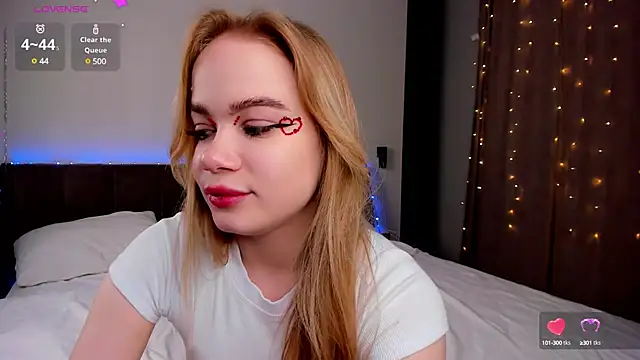 CrystaIMaiden online show from February 14, 2025, 6:19 pm