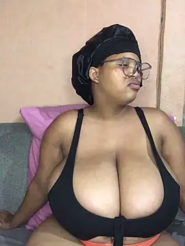 Snapshot of NonoGotBoobies chatting on February 9, 2025, 10:54 pm NonoGotBoobies online show from February 9, 2025, 10:54 pm