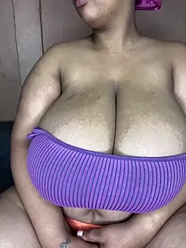 Snapshot of NonoGotBoobies chatting on October 24, 2025, 3:49 am NonoGotBoobies online show from October 24, 2025, 3:49 am