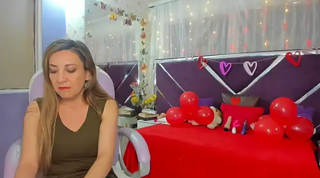 Snapshot of Dary_walker chatting on February 15, 2025, 6:12 pm Dary walker online show from February 15, 2025, 6:12 pm