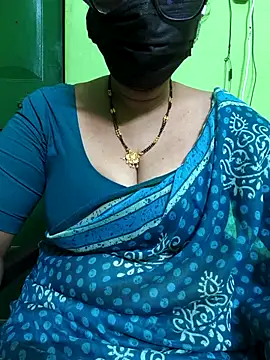 niiveditha online show from February 28, 2025, 9:47 am