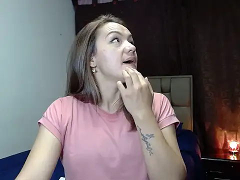 PenelopeMist online show from February 7, 2026, 1:57 am