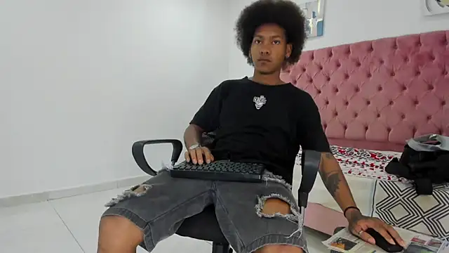 blackdirty420 online show from February 26, 2025, 3:10 pm
