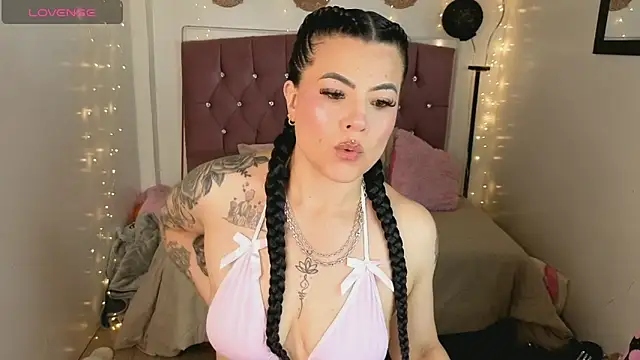 lizha milf online show from March 27, 2026, 5:25 pm