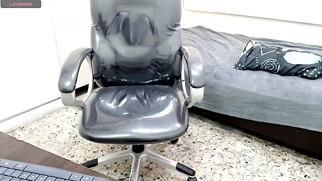 Dirty Kingg online show from February 15, 2025, 4:36 am