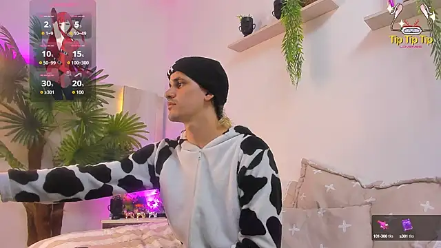 Snapshot of Dirty_Kingg chatting on September 19, 2025, 8:13 pm Dirty Kingg online show from September 19, 2025, 8:13 pm