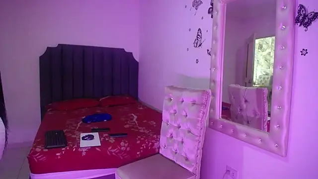 moree Queen online show from October 8, 2025, 7:25 pm