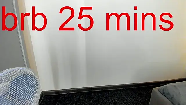 SkinyJoyce online show from March 17, 2025, 5:23 am