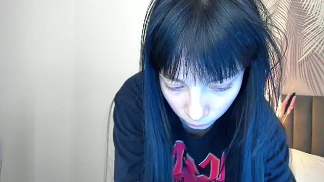 SkinyJoyce online show from March 12, 2025, 5:13 am