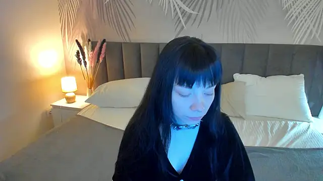 SkinyJoyce online show from March 21, 2025, 1:45 am