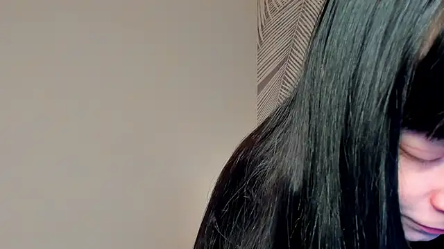 SkinyJoyce online show from February 18, 2025, 1:54 am
