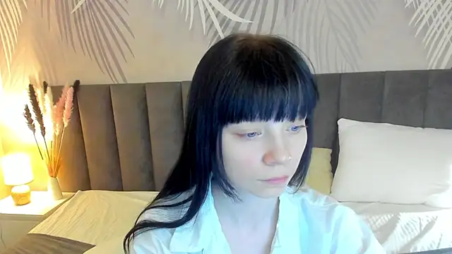 SkinyJoyce online show from February 27, 2025, 8:13 am