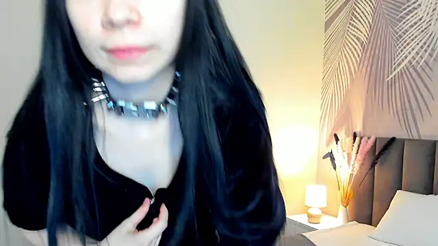 SkinyJoyce online show from February 15, 2025, 4:58 am
