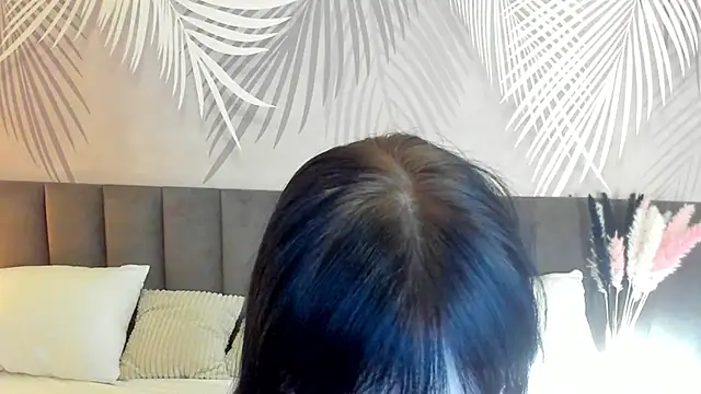 SkinyJoyce online show from February 22, 2025, 7:56 am