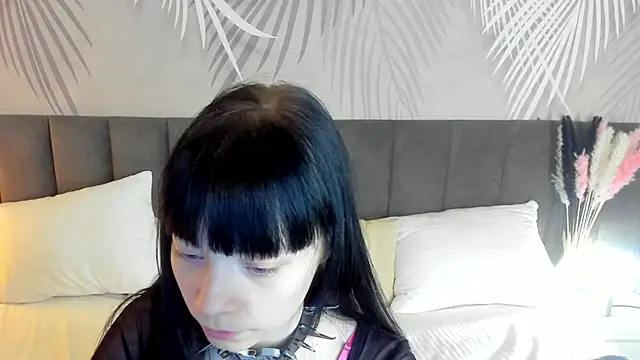 SkinyJoyce online show from February 21, 2025, 5:35 am
