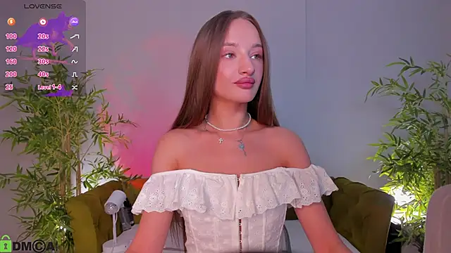 Snapshot of miiss__lulu chatting on June 8, 2026, 12:49 am miiss lulu online show from June 8, 2026, 12:49 am