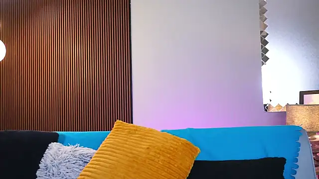 Dolce Tentacion online show from February 24, 2025, 8:06 am