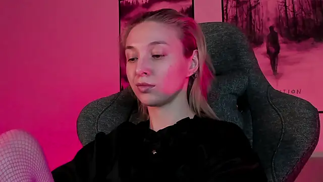 PhilippaAdamas online show from March 7, 2025, 8:45 am