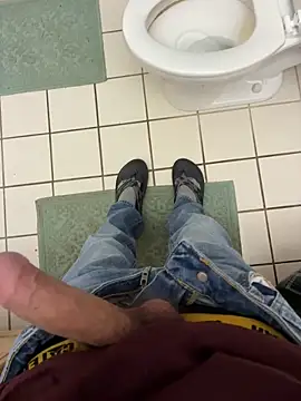 zay 01 online show from March 5, 2026, 1:24 am