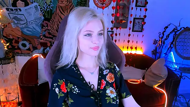 LeonaStane online show from February 21, 2025, 4:59 pm