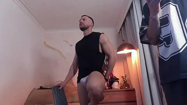 bakersboyssexys online show from February 18, 2026, 3:48 am