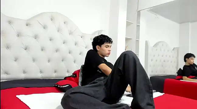 Snapshot of Aiiden_15 chatting on February 26, 2025, 2:59 pm Aiiden 15 online show from February 26, 2025, 2:59 pm