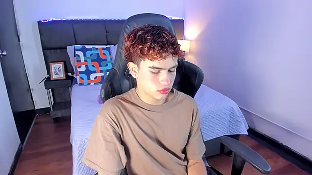 Aiiden 15 online show from December 1, 2025, 1:12 pm