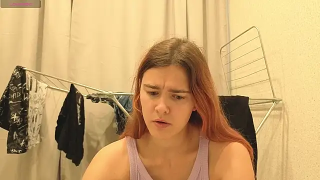 JennyStormy online show from October 3, 2025, 9:00 am