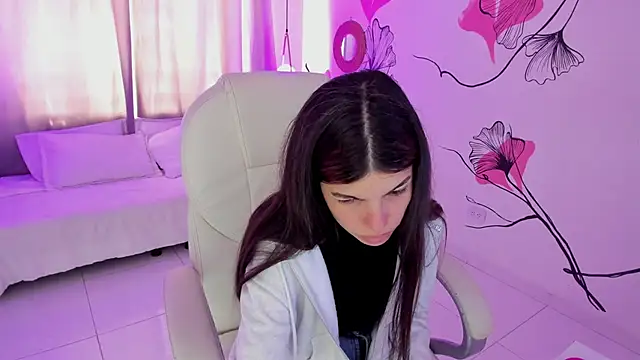 Isabela Fiorelli online show from December 19, 2025, 1:13 pm