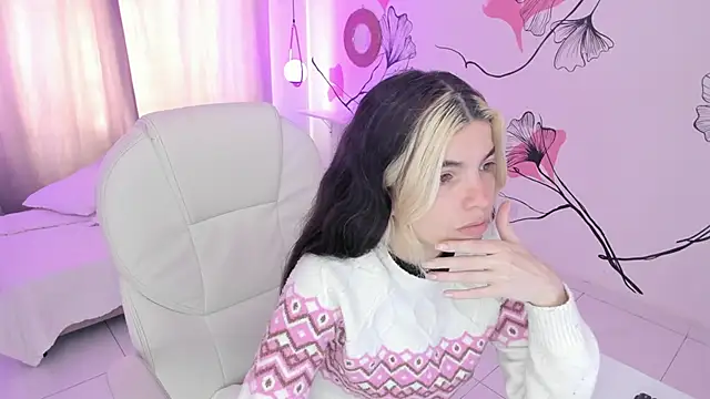 Isabela Fiorelli online show from October 7, 2025, 1:12 pm