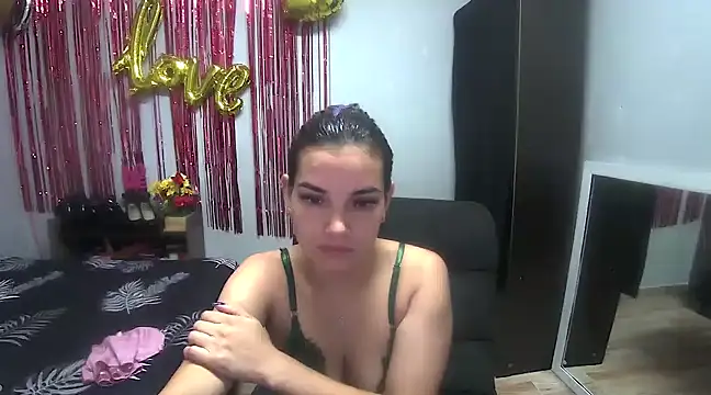 Snapshot of Girasol2630 chatting on February 26, 2025, 7:10 pm Girasol2630 online show from February 26, 2025, 7:10 pm