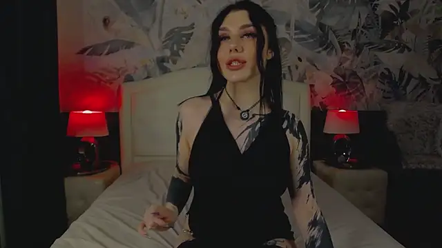 MaeveMoon online show from March 7, 2026, 6:24 pm