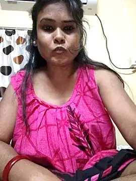 BOLDBEAUTY09 online show from February 15, 2025, 11:17 am