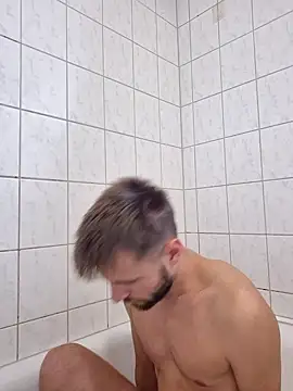 ademandjulia online show from October 25, 2025, 10:25 am