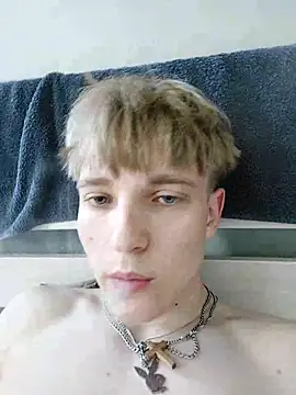 Snapshot of And25bn chatting on September 25, 2025, 11:38 am And25bn online show from September 25, 2025, 11:38 am