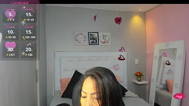 Michelle  taylor online show from February 22, 2025, 1:57 pm
