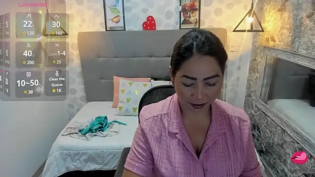 Michelle  taylor online show from March 2, 2025, 11:06 pm