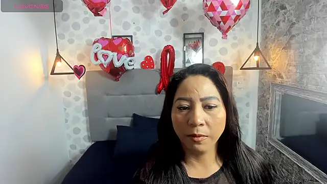 Michelle  taylor online show from February 11, 2025, 9:35 pm