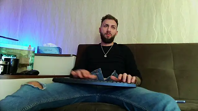 JamieNoxus online show from March 11, 2025, 11:44 am