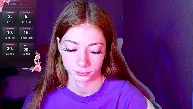 MagicLadyyy online show from September 30, 2025, 5:41 pm