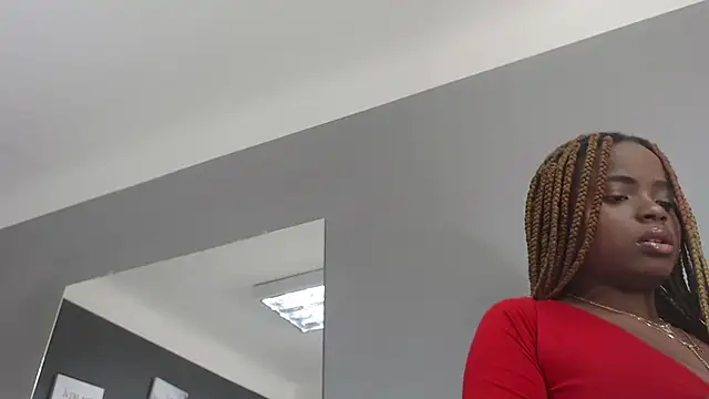 LindaBird online show from March 8, 2025, 7:09 pm