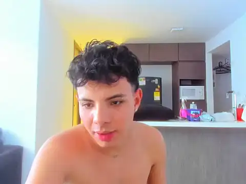 Alessandro 1610 online show from September 10, 2025, 9:14 pm