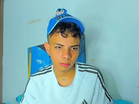 Alessandro 1610 online show from March 13, 2025, 8:37 am