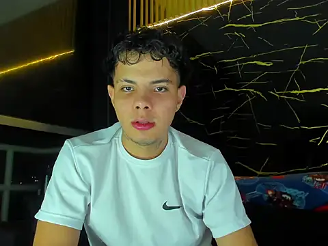 Alessandro 1610 online show from July 16, 2026, 4:42 am