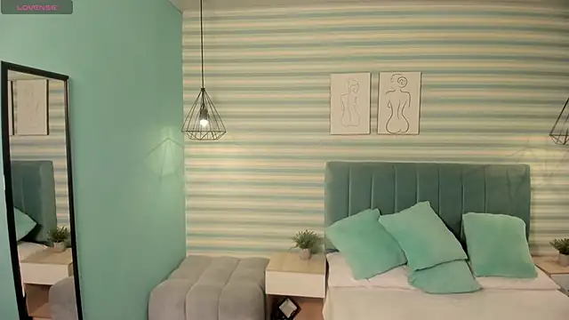 abby apple online show from September 30, 2025, 2:34 pm